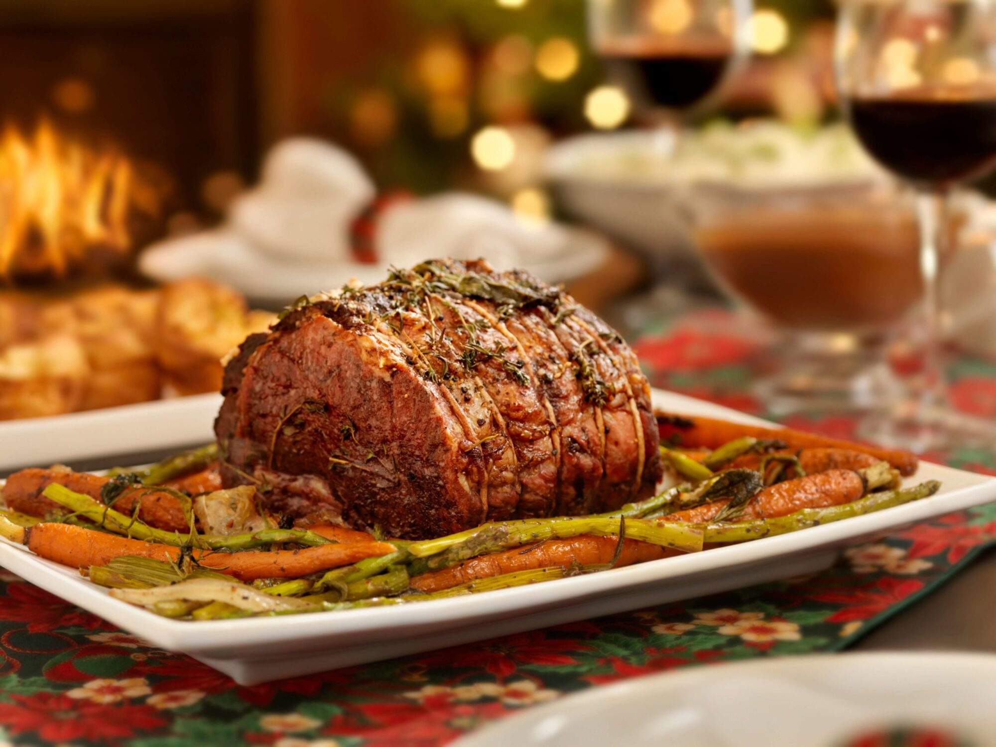 Horseradish Roasted Garlic Prime Rib with Horseradish Dipping Sauce